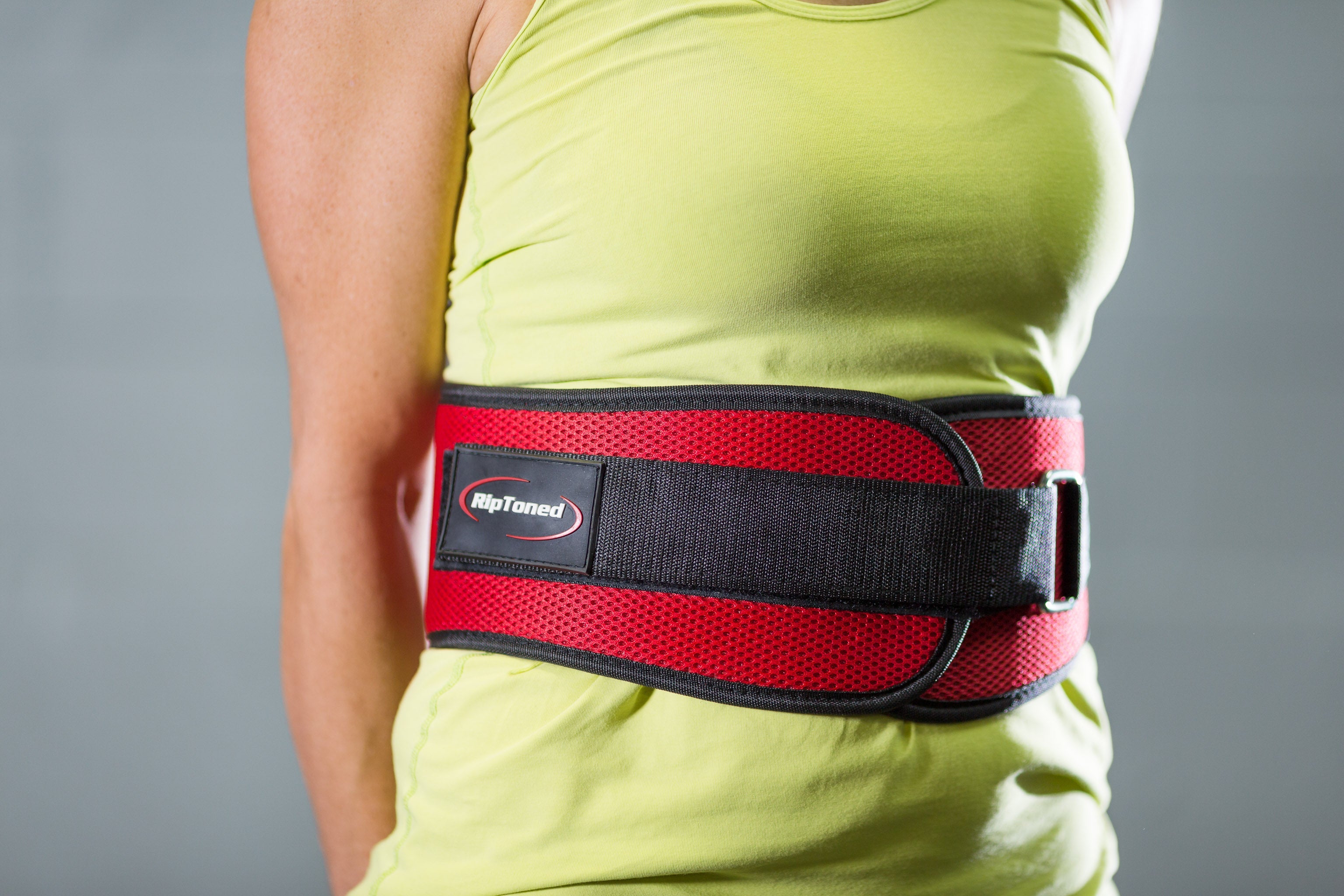 Revolutionizing Strength Training with Lifting Belts for Women - Rip ...