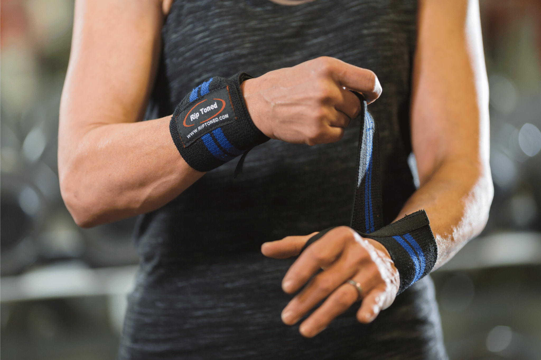 Wraps Weightlifting Wrist Wraps - The Ultimate Guide For Weightlifters 2025 - Rip Toned