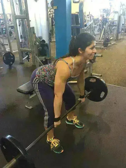 Black camo Rip Toned wrist wraps and lifting straps with chalk